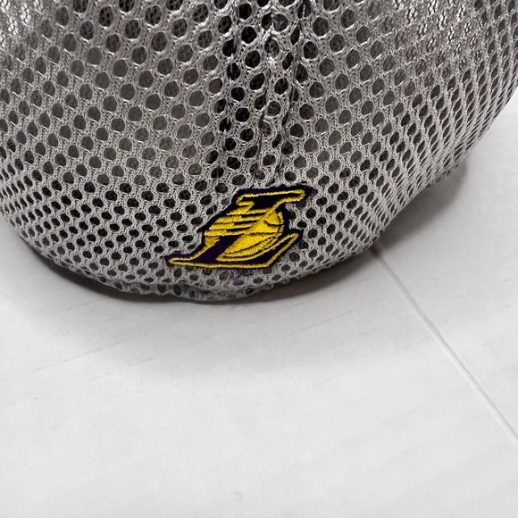 NBA Los Angeles Lakers Ultra Game Gray Heather Flexfit Hat - One Size Fits Most - Picture 2 of 10